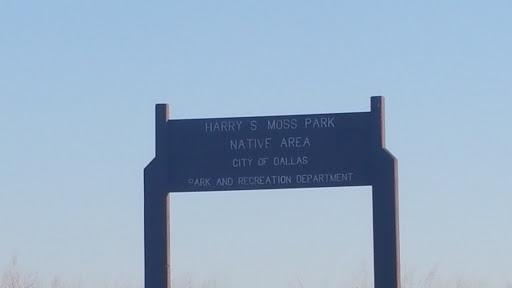 Harry Moss Park Native Area Sign