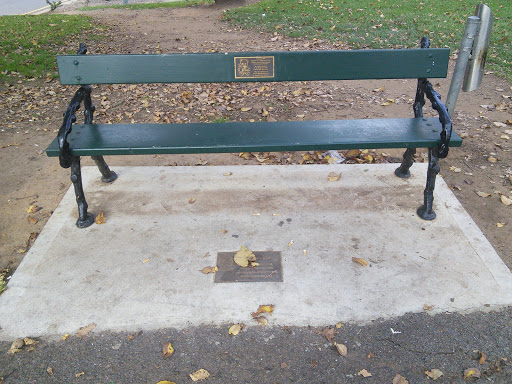 Brougham Gardens Memorial Bench