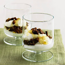 Yogurt Parfait With Crumbled Gingersnaps and Honey
