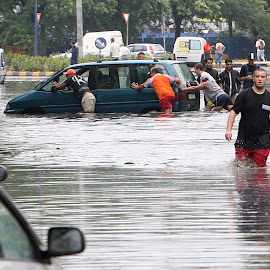 After Storm by Alex D.  Veriga - News & Events World Events ( pwcstorms )