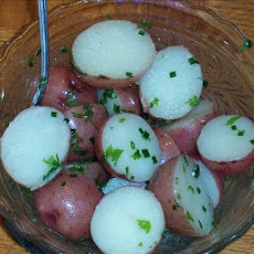 Steamed Buttery Herbed New Potatoes