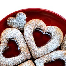 Valentine Linzer Cookies