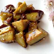 Maple-Glazed Sweet Potatoes (Japanese Daigaku Imo Style) w/ Vegan option