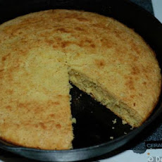 Miss Kitty's Organic Skillet Cornbread