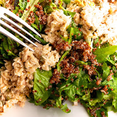 Meditarranean Tuna Salad with Red Quinoa & Mesclun
