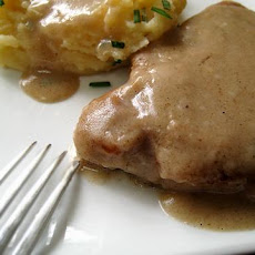 Country Fried Pork Chops With Cream Gravy