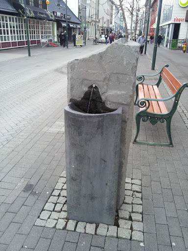 Lækjargata Water Fountain 