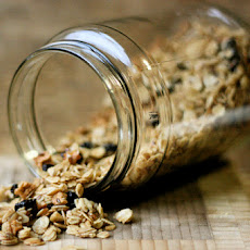 Apple Flax Currant Granola