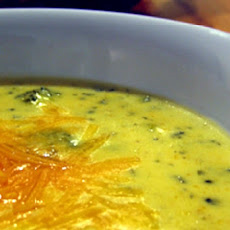 Broccoli Soup with Cheddar Cheese