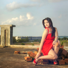 beautiful red illuminated by Willy Brordus - Fashion People ( red, beautiful )