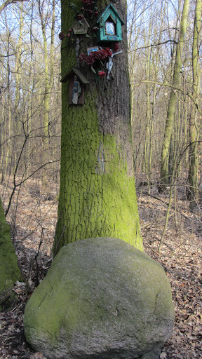 Lesny Pomnik Pamieci - Ramiszow Pawlowice