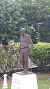 Statue Roger Laroque