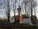 Памятник Воинам