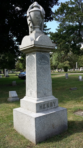 Henry Monument