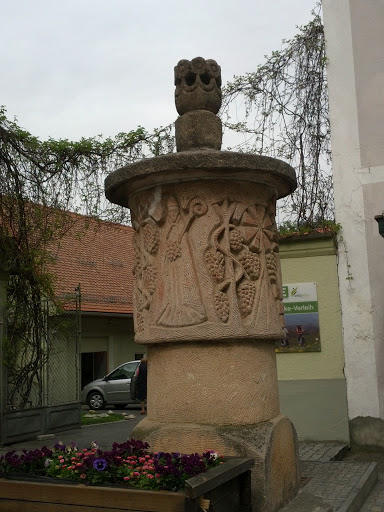 Leutschach Sculpture