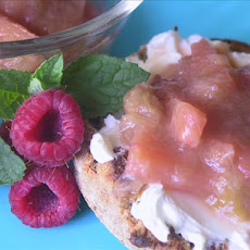 Stewed Rhubarb With Pineapple