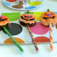 Pumpkin Brownie Pops