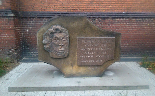 Adam Mickiewicz tablica informacyjna 