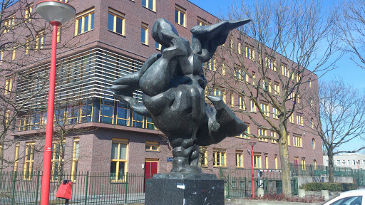 Statue at Sport Centre Osdorp