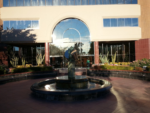 Banner Sculpture Fountain