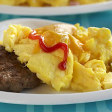 Cheeseburger-Topped Scrambled Eggs