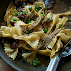 Farfalle with Steak and Peas