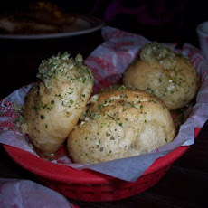 Bob Chinn's Garlic Rolls