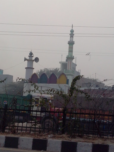 Masjid Near C.Lal Chowk