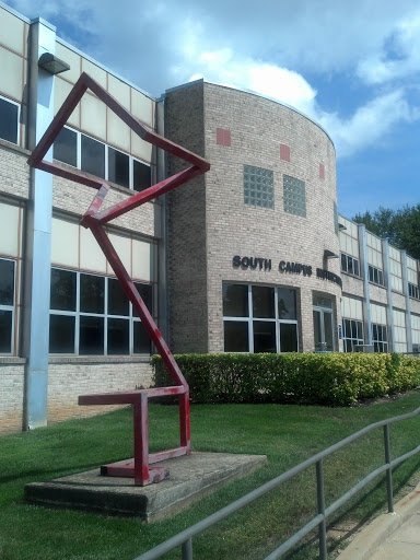 South Campus Instructional Building Sculpture 