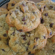 Amazing Chewy Chocolate Chip Cookies