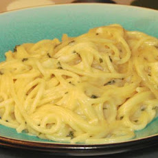 Penne With Creamy Garlic Sauce