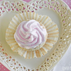 Sweet Light Angel Food Cupcakes with Meringue Icing