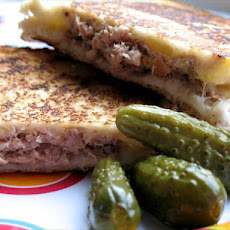 Yummy Grilled Tuna and Cheese Sandwiches