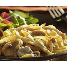 BREAKSTONE'S Creamy Chicken Chipotle Skillet