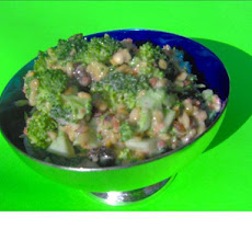 Everybody loves it Broccoli Salad