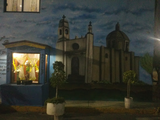 Nicho Y Mural Iglesia