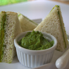 Avocado & cucumber sandwiches