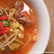 Kimchi Jjigae w Kongnamul (Spicy Kimchi Stew w Soybean Sprouts)