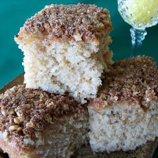 Quick Cinnamon Streusel Coffee Cake