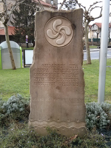 Monumento A Los Gudaris 