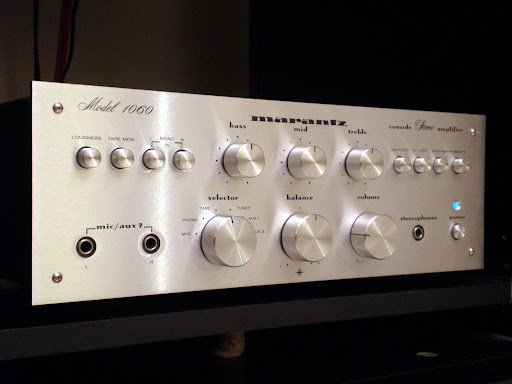 http://lh3.ggpht.com/Jo7755/R5H6RtdfcsI/AAAAAAAAAtM/bTHvcw7HjkI/s512/Marantz+1060.jpg