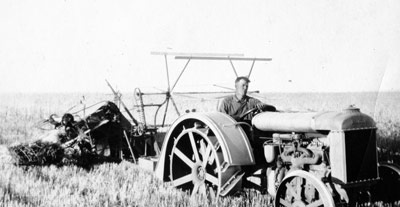 [Francis-Farm-Equipment_3[4].jpg]