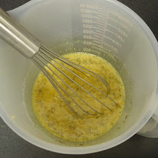 Garlic Dipping Sauce for Bread