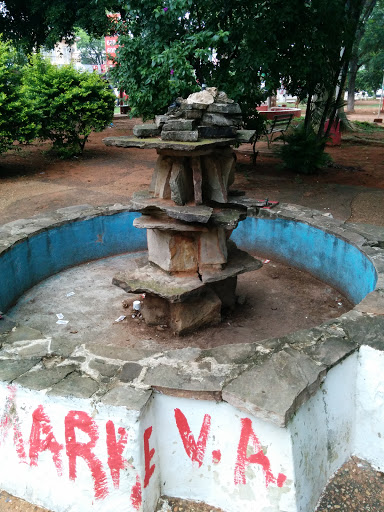 Fuente Plaza De Las Residentas