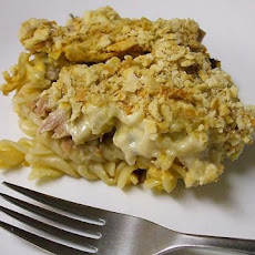 Layered Tuna Noodle Casserole