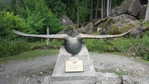 Bartgeier in Bronze