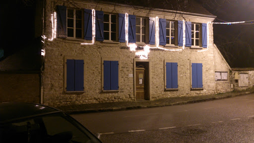 Mairie De Cravent 