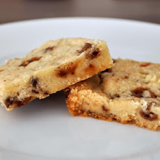 Tweed Cakes (Shortbread With Chocolate Covered Toffee)