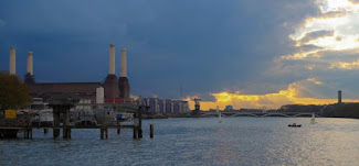 <p>
	The 'Yogurt' moored below Battersea power station. Sunset.</p>
