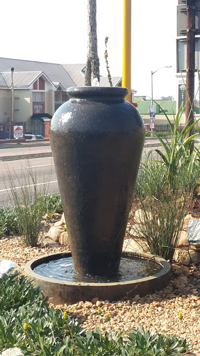 The Bubbling Pot Fountain